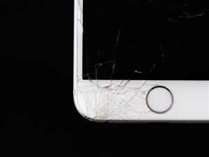 Home Professionele iPhone scherm reparatie service in Rotterdam voor snel herstel van gebroken en gebarsten schermen
